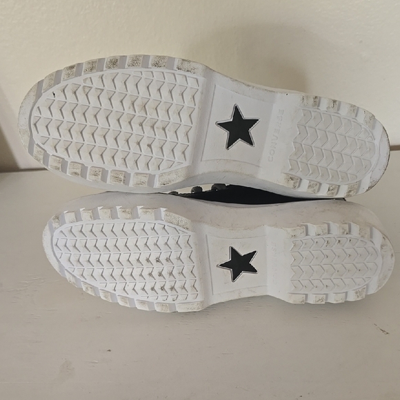 NWOT Chuck Taylor Converse Black and White High-Top Sneakers - Picture 7 of 8